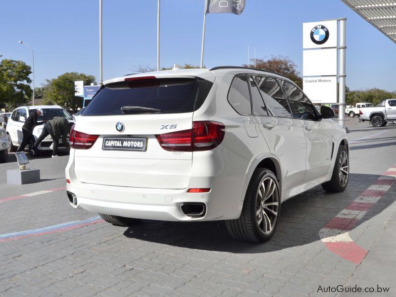 BMW X5 xDrive 30D in Botswana