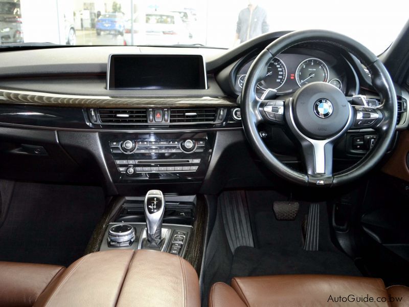 BMW X5 xDrive 30D in Botswana