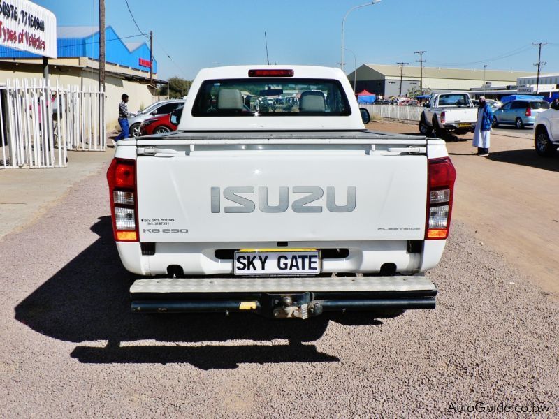 Isuzu KB250 Fleetside in Botswana