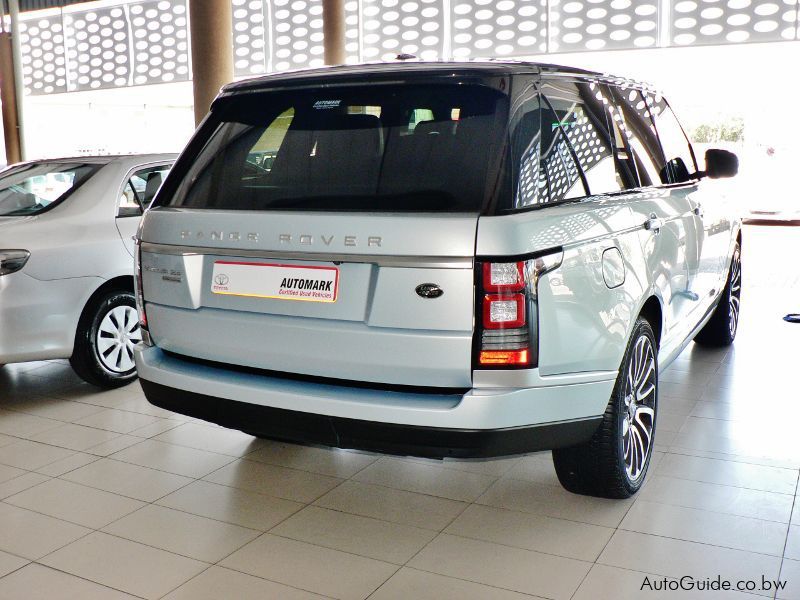 Land Rover Range Rover Vogue SE S/C in Botswana