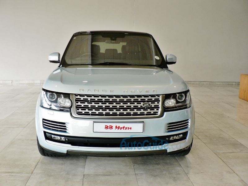 Land Rover Range Rover Vogue SE Super Charged in Botswana