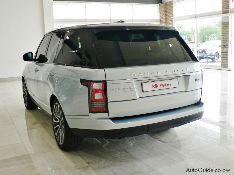 Land Rover Range Rover Vogue SE Super Charged in Botswana