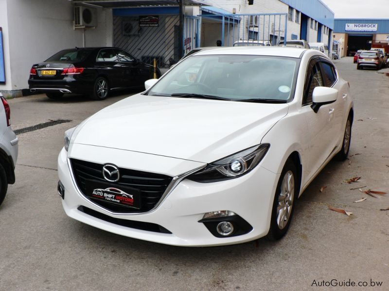 Mazda Axela Skyactiv in Botswana