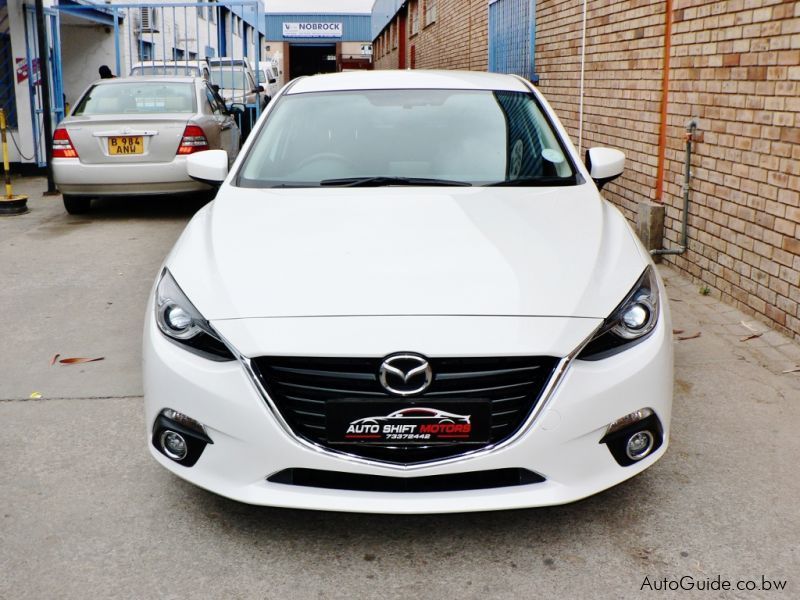 Mazda Axela Skyactiv in Botswana