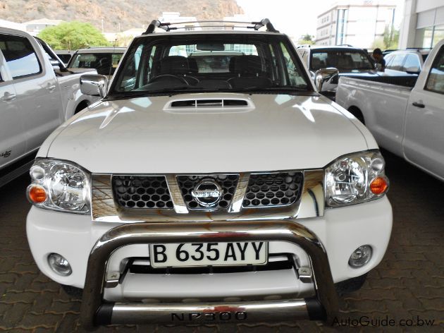 Nissan Hardbody NP300 in Botswana