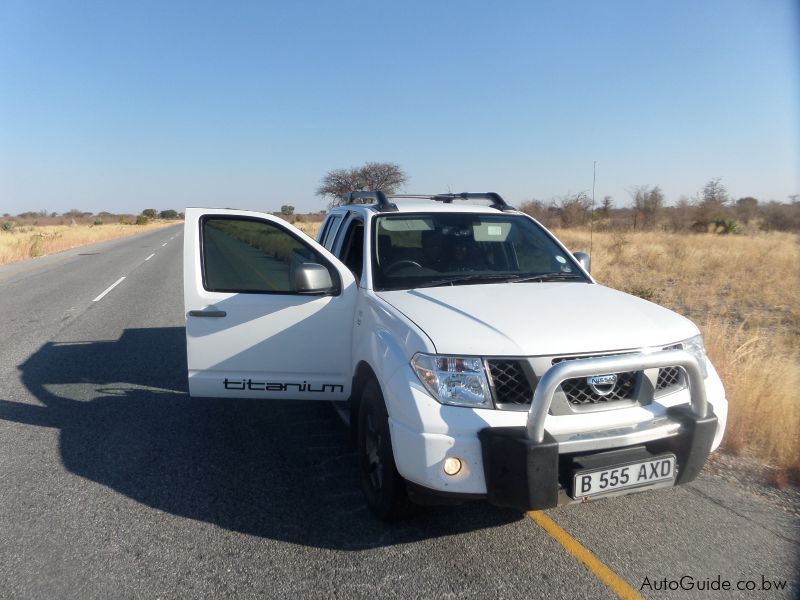 Nissan Navara Titanium in Botswana