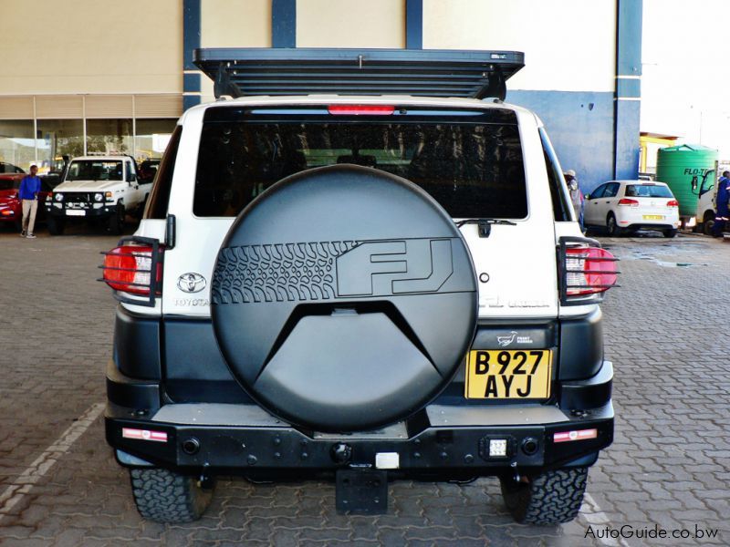 Toyota FJ Cruiser in Botswana