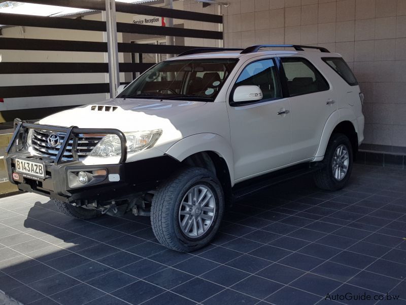 Toyota Fortuner 2.5 4x2 Auto in Botswana