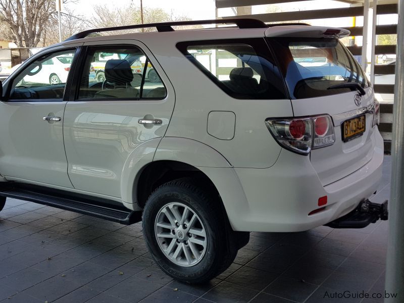 Toyota Fortuner 2.5 4x2 Auto in Botswana