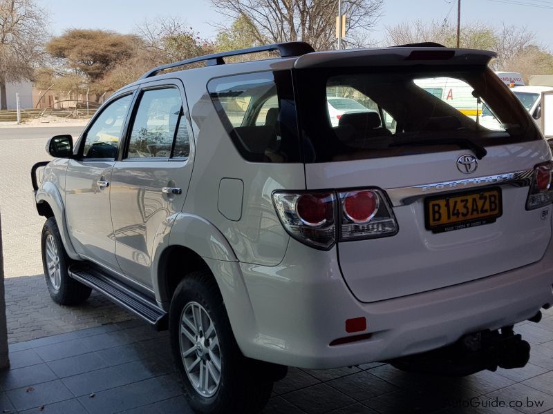 Toyota Fortuner 2.5 4x2 Auto in Botswana