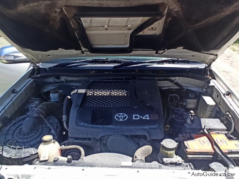 Toyota Hilux 3.0 D4d in Botswana