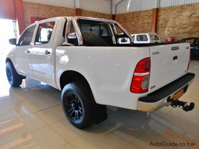Toyota Hilux SRX D4D in Botswana