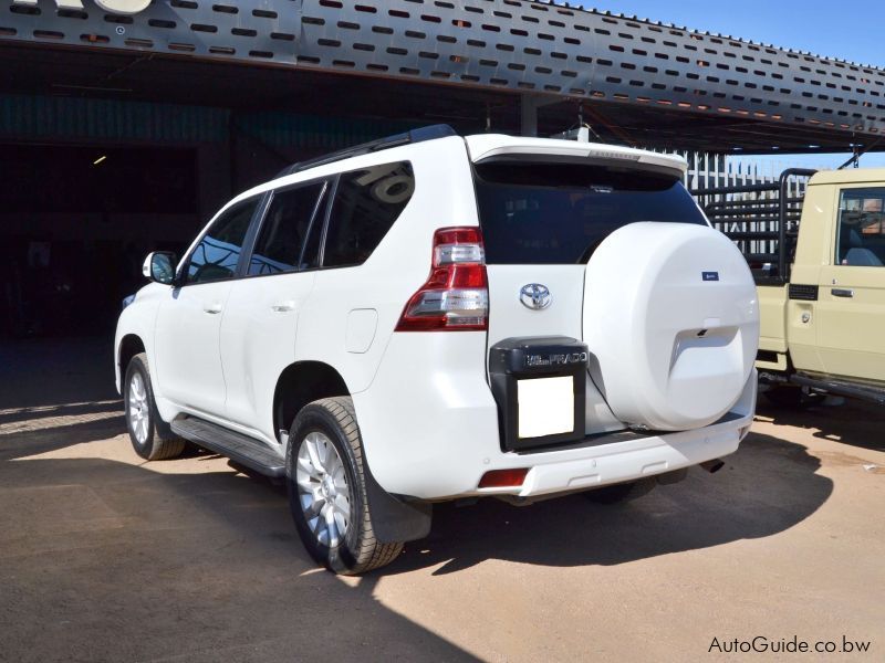 Toyota Prado VX in Botswana