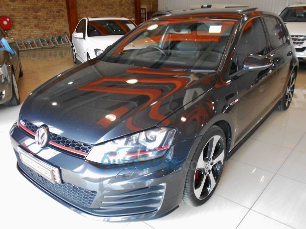 Volkswagen Golf 7 GTi in Botswana