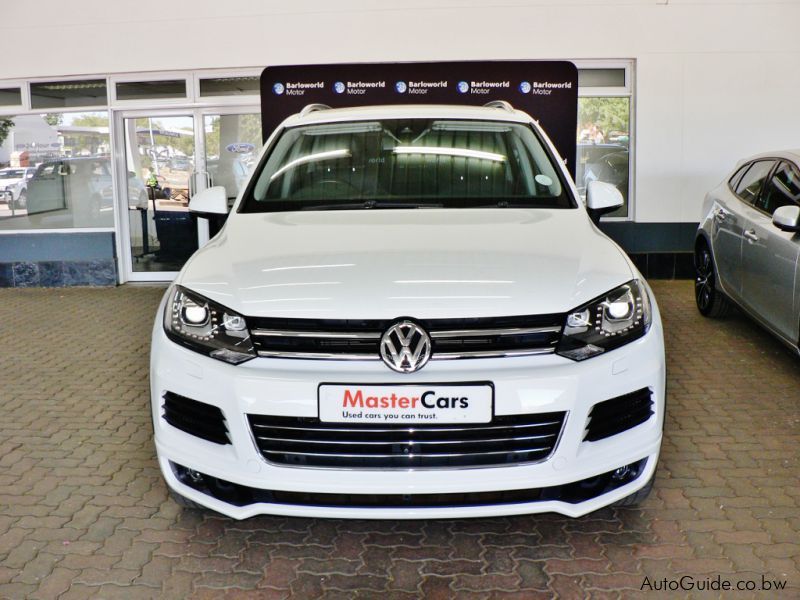 Volkswagen Touareg R-Design V6 TD Bluemotion in Botswana