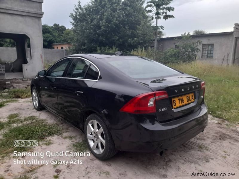 Volvo S60 Driv-E T4 in Botswana