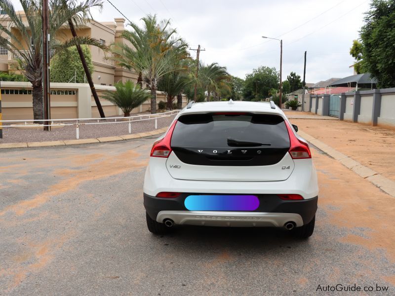 Volvo V40 D4 in Botswana