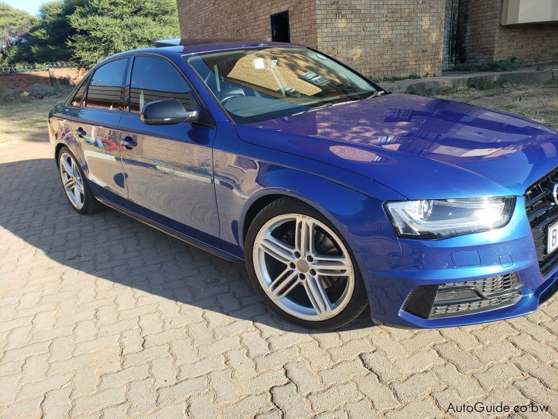 Audi A4 1.8 TFSI SPORT EDITION PLUS AUTO in Botswana