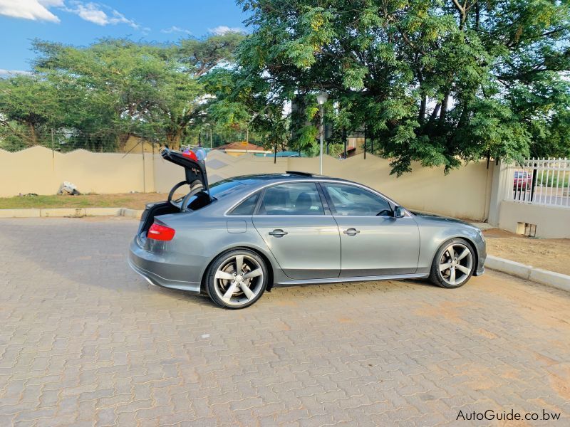 Audi A4 TFSI in Botswana