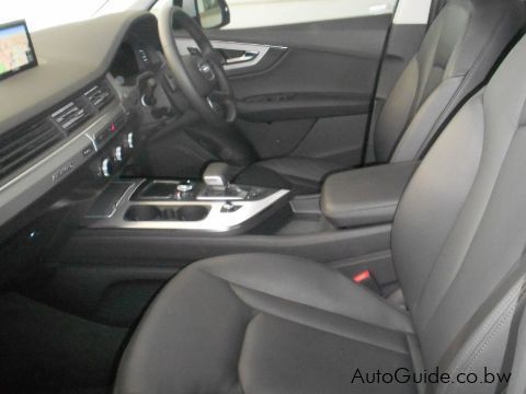 Audi Q7 Quattro S-Line in Botswana