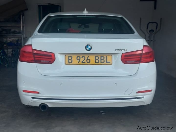 BMW 318i sport in Botswana