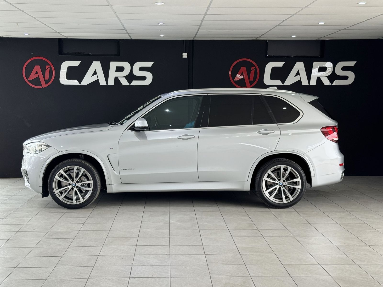 Used BMW X5 XDrive 2015 X5 XDrive For Sale Mogoditshane BMW X5 Used BMW X5 XDrive 2015 X5 XDrive For Sale Mogoditshane BMW X5