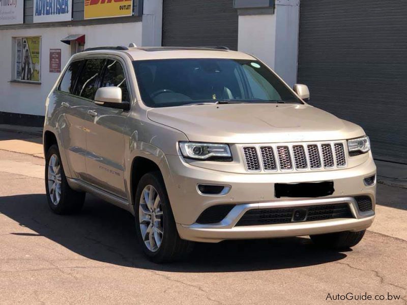 Jeep GRAND CHEROKEE SUMMIT in Botswana