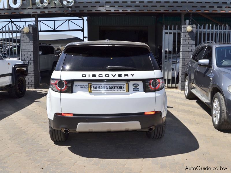 Land Rover Discovery Sport HSE S04 in Botswana