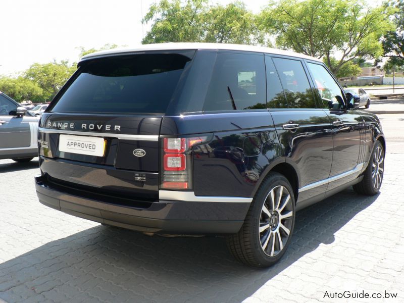 Land Rover Range Rover Vogue V8 Super Charged in Botswana