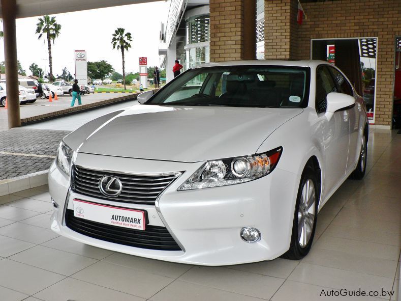 Lexus ES 250 in Botswana