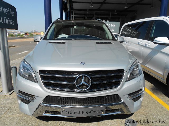 Mercedes-Benz ML 400 in Botswana