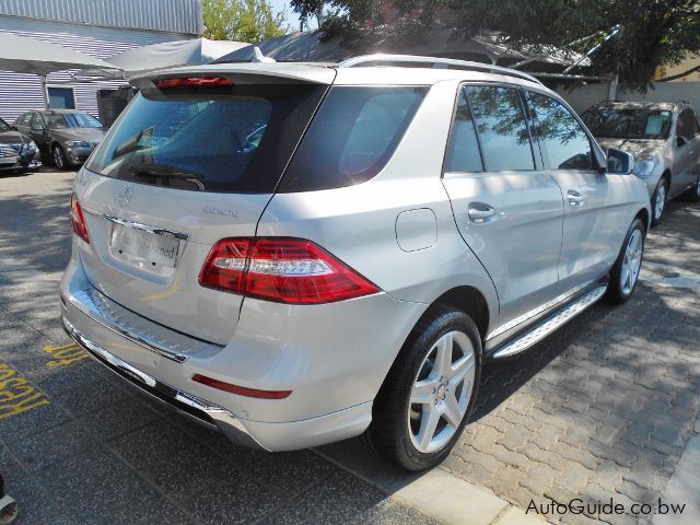 Mercedes-Benz ML 400 in Botswana