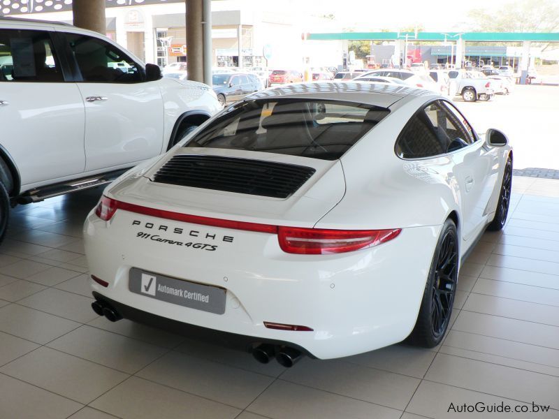 Porsche Carrera 4 911 GTS in Botswana