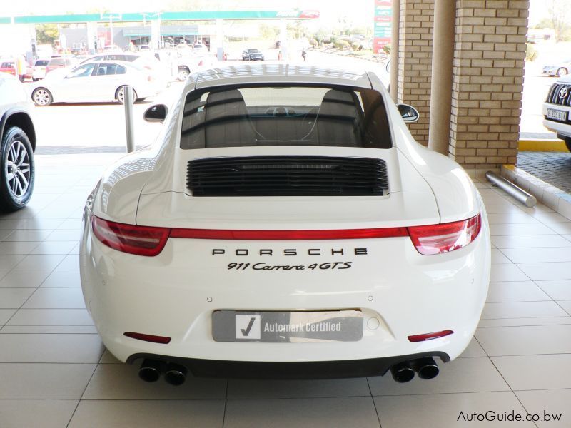 Porsche Carrera 4 911 GTS in Botswana