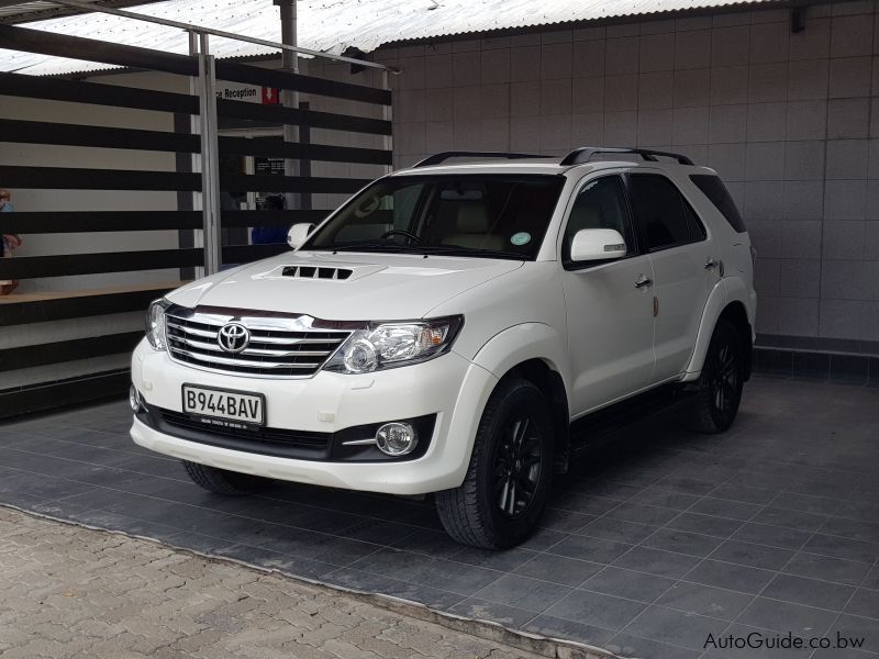 Toyota Fortuner 3.0 D4D 4x4 AT in Botswana