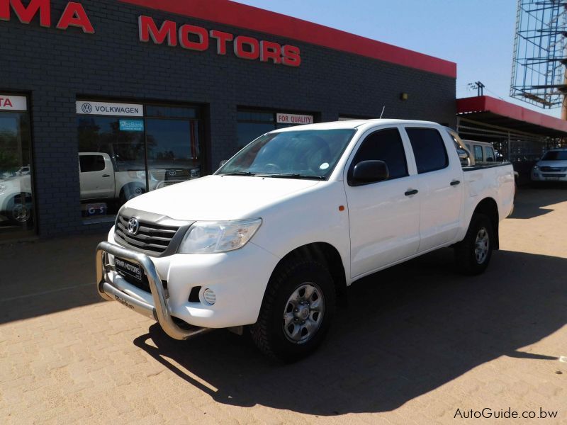 Toyota Hilux SRX 4x4 in Botswana