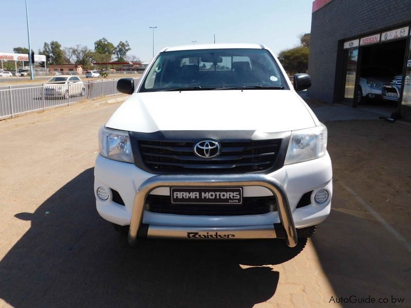 Toyota Hilux SRX 4x4 in Botswana