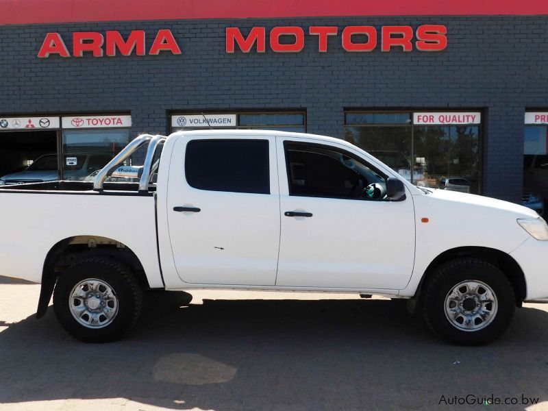 Toyota Hilux SRX 4x4 in Botswana