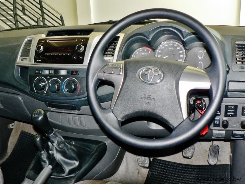 Toyota Hilux SRX 4x4 in Botswana