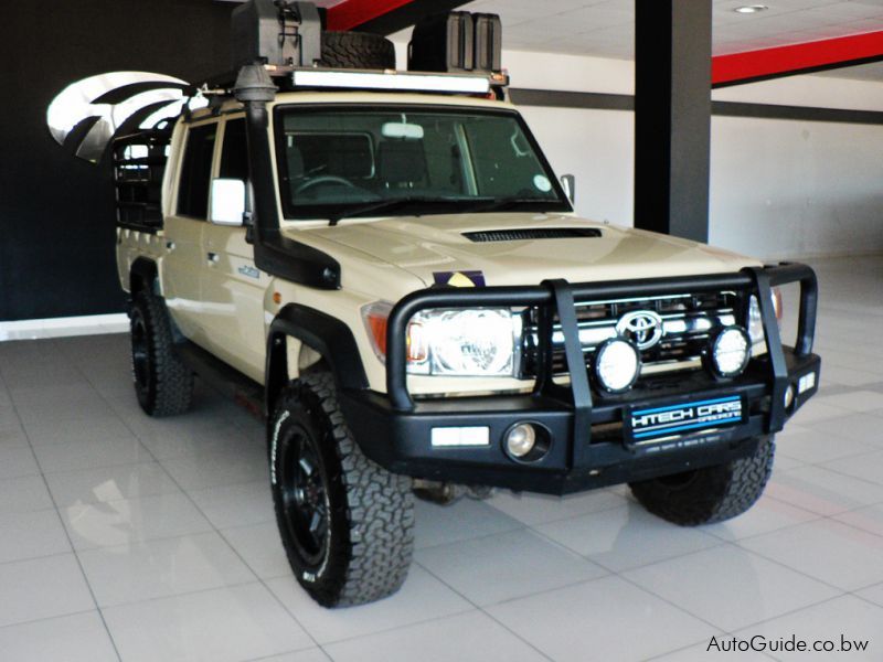 Toyota Land Cruiser LX V8 in Botswana