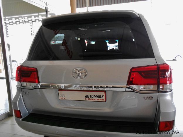 Toyota Land Cruiser VX 200 Series in Botswana