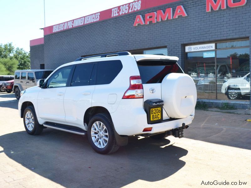 Toyota Prado VX in Botswana