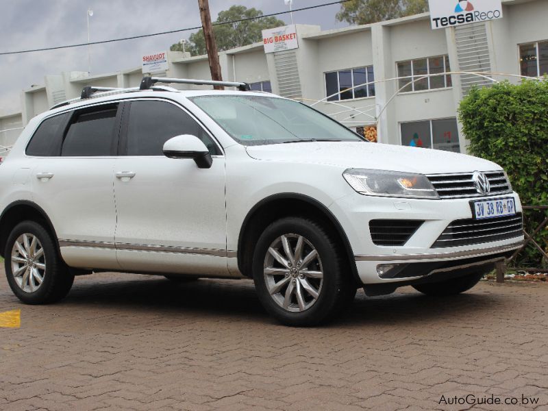 Volkswagen  Touareg V6 TDI Bluemotion in Botswana