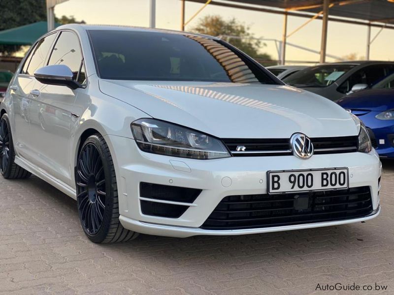 Volkswagen GOLF 7 R in Botswana