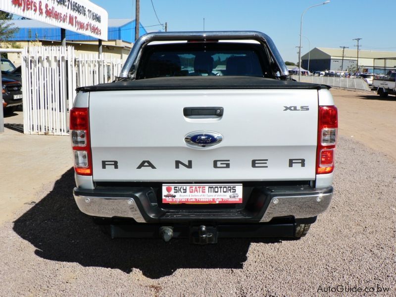 Ford Ranger XLS in Botswana