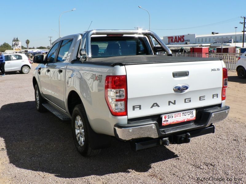 Ford Ranger XLS in Botswana