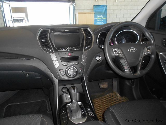 Hyundai Santafe 7 Seater in Botswana
