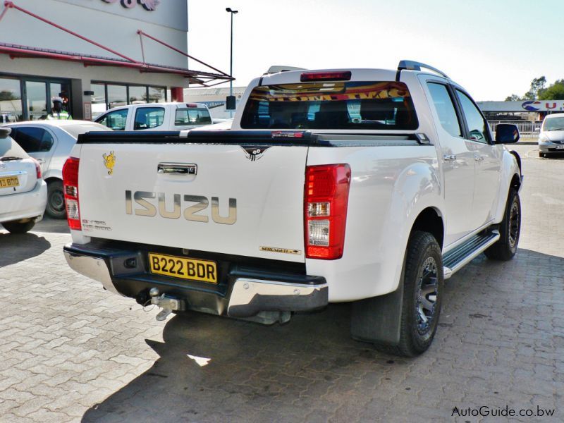 Isuzu KB300 D-TEQ LX in Botswana