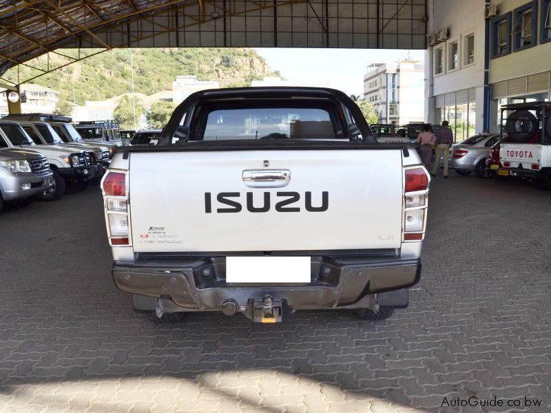 Isuzu KB300 D-Teq LX in Botswana