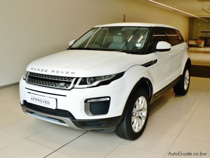 Land Rover Range Rover Evoque  in Botswana